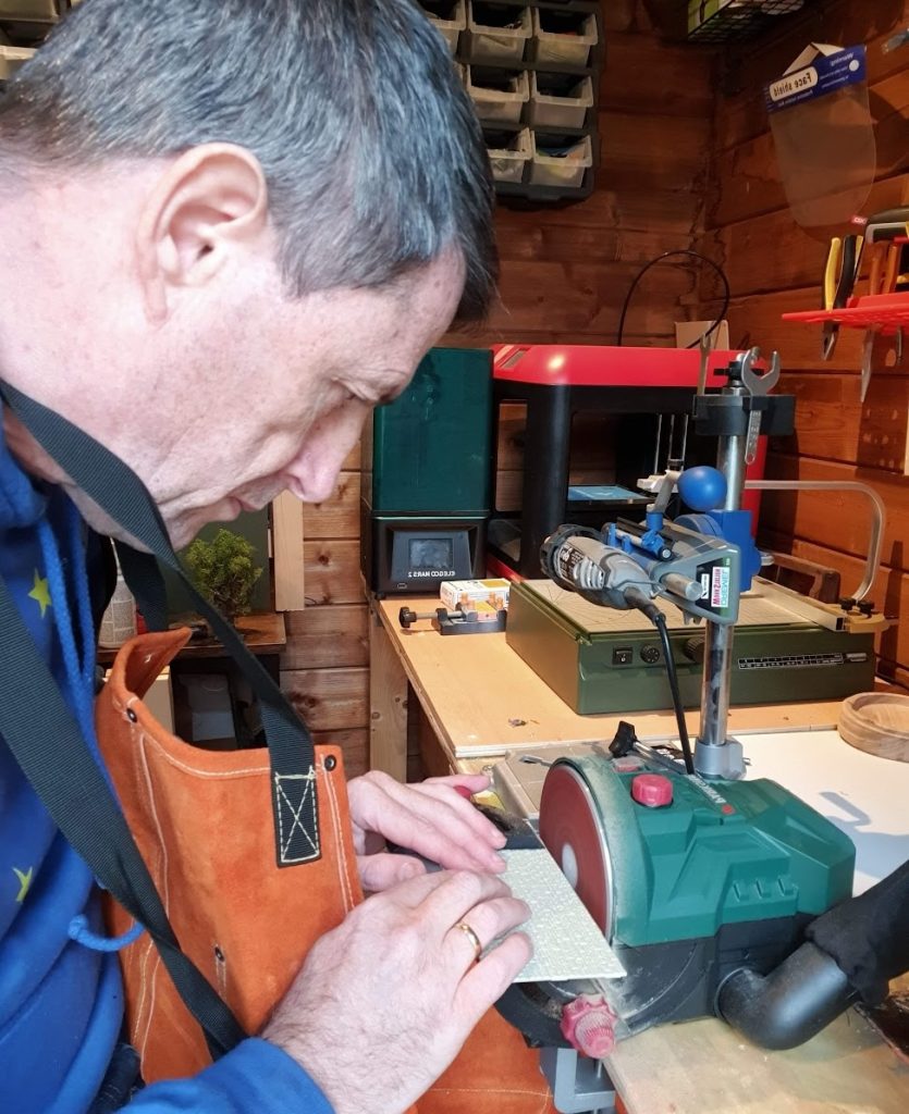 Andy Leaning at the workbench in his Surrey studio